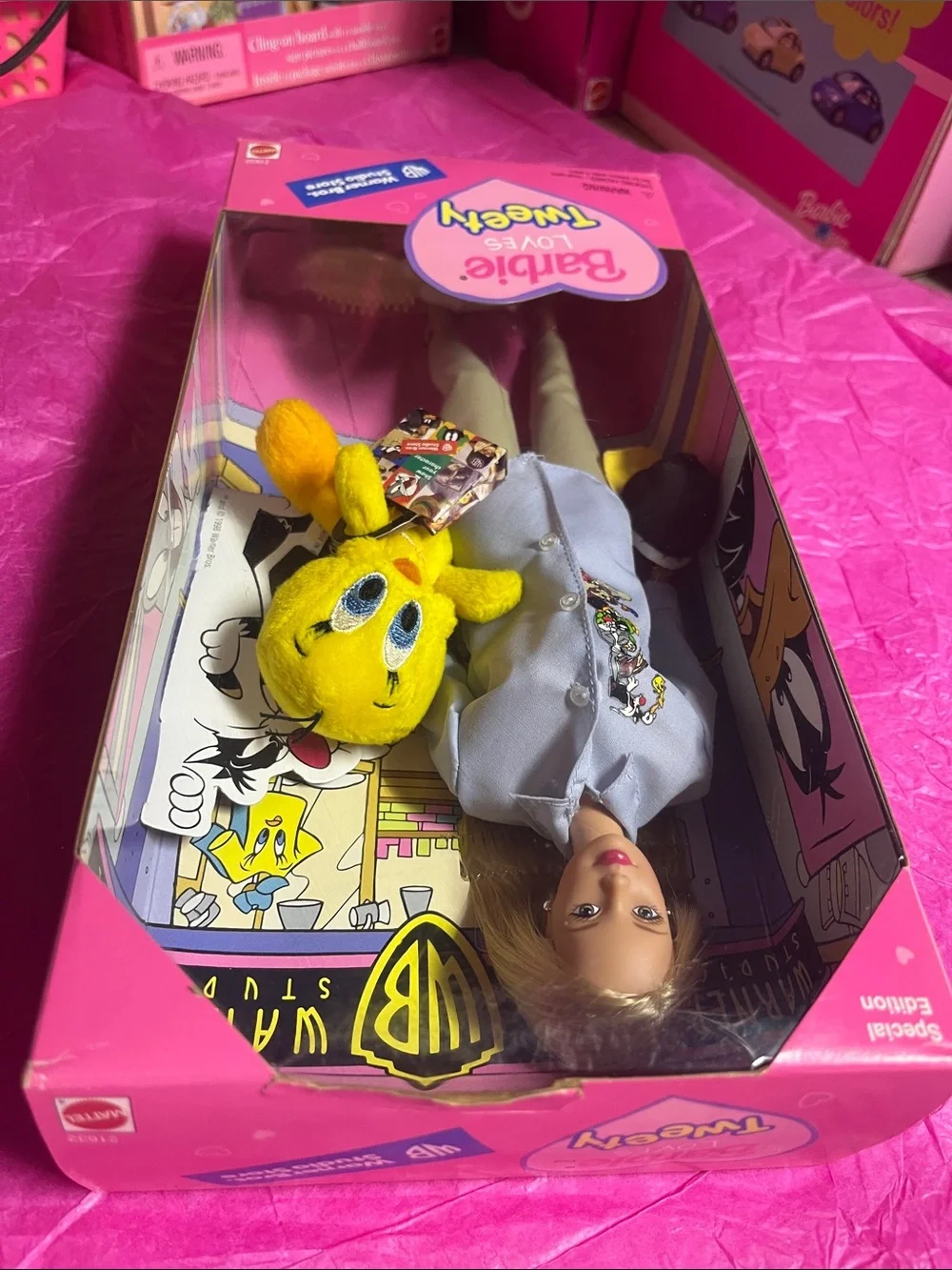1998 Special Edition Barbie Loves Tweety Doll Warner Bros. (Model 21632) NRFB
